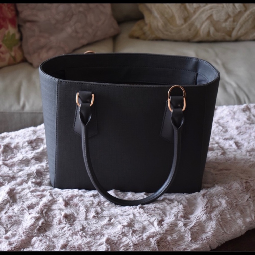 Dagne Dover Midi tote